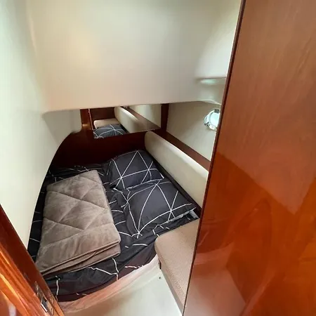 Ботель Nuit Sur Un Bateau Linge & Menage Inclus Ла-Рошель